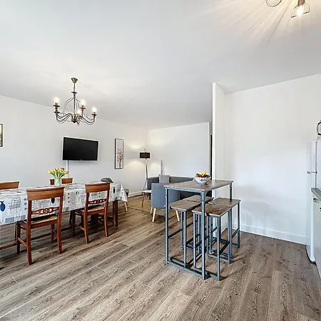 Apartment Le Cabestan-2 By Interhome Pornic