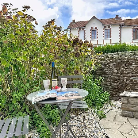 Le Cabestan By Interhome Apartment Pornic