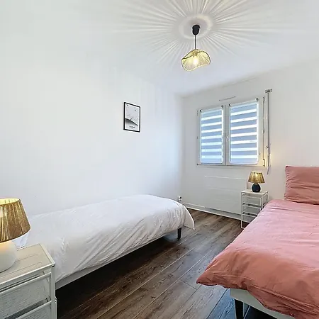 Apartment Le Cabestan By Interhome Pornic